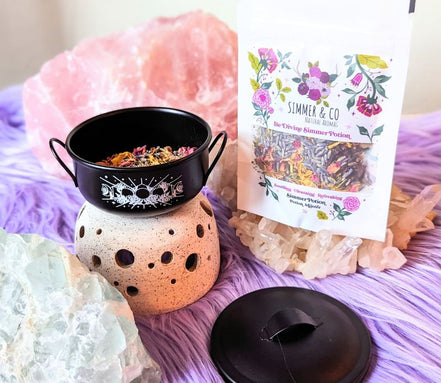 Be Divine Simmer Potion, altar tool, photo 5