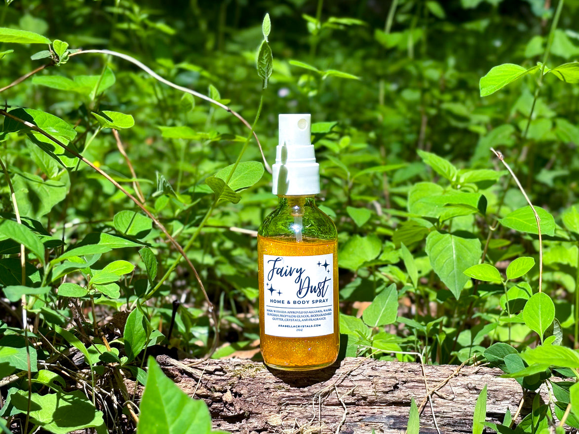 White Tea & Berries Crystal-Infused Home and Body Spray – Sage + Quartz Energy Mist for Cleansing & Aura Protection