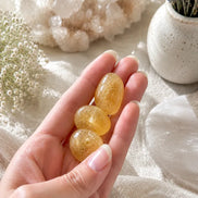 polished citrine crystal used for confidence, creativity, and spiritual practices