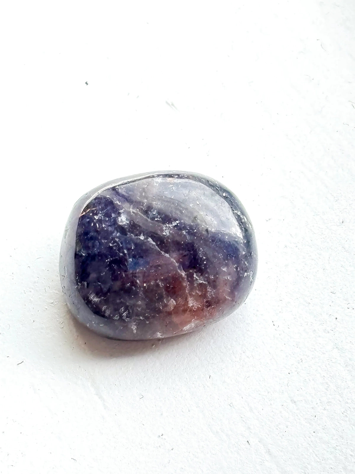 Natural Iolite gemstone – deep blue crystal for spiritual balance and insight