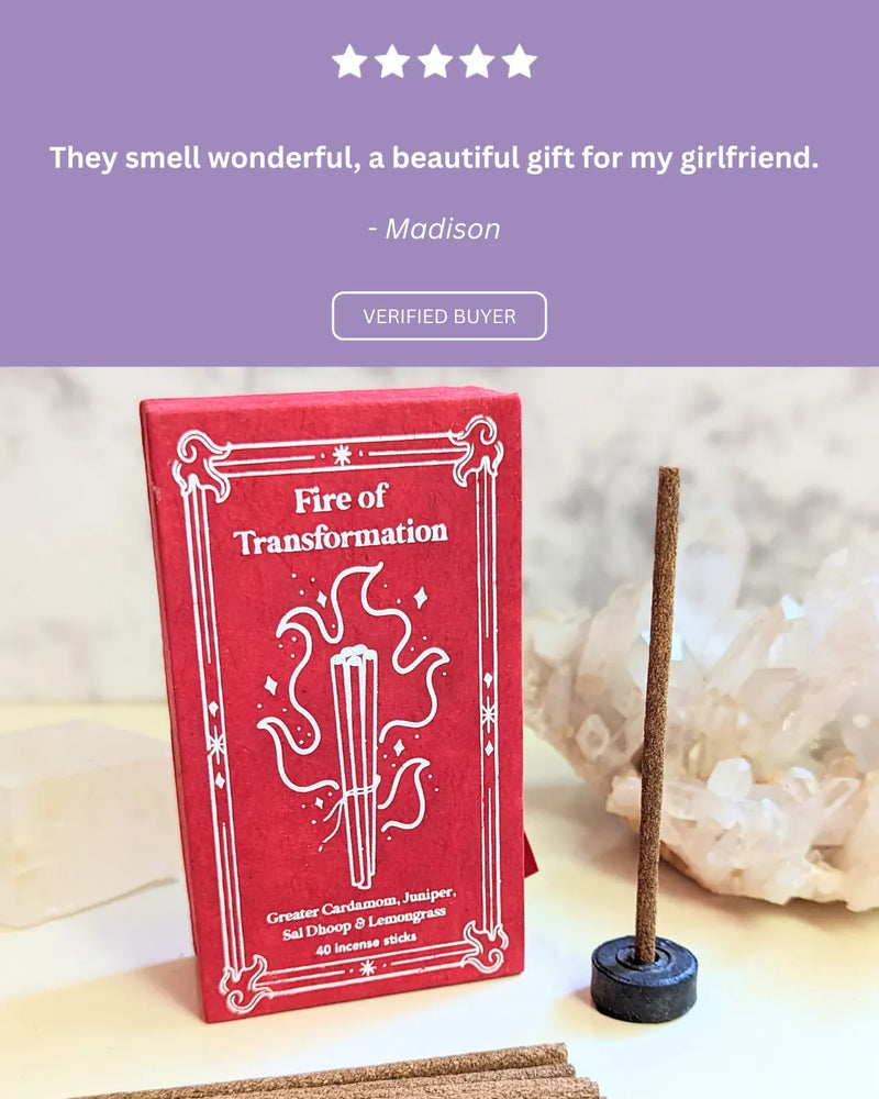 Positive review highlighting the natural ingredients and long-lasting aroma of the incense sticks.