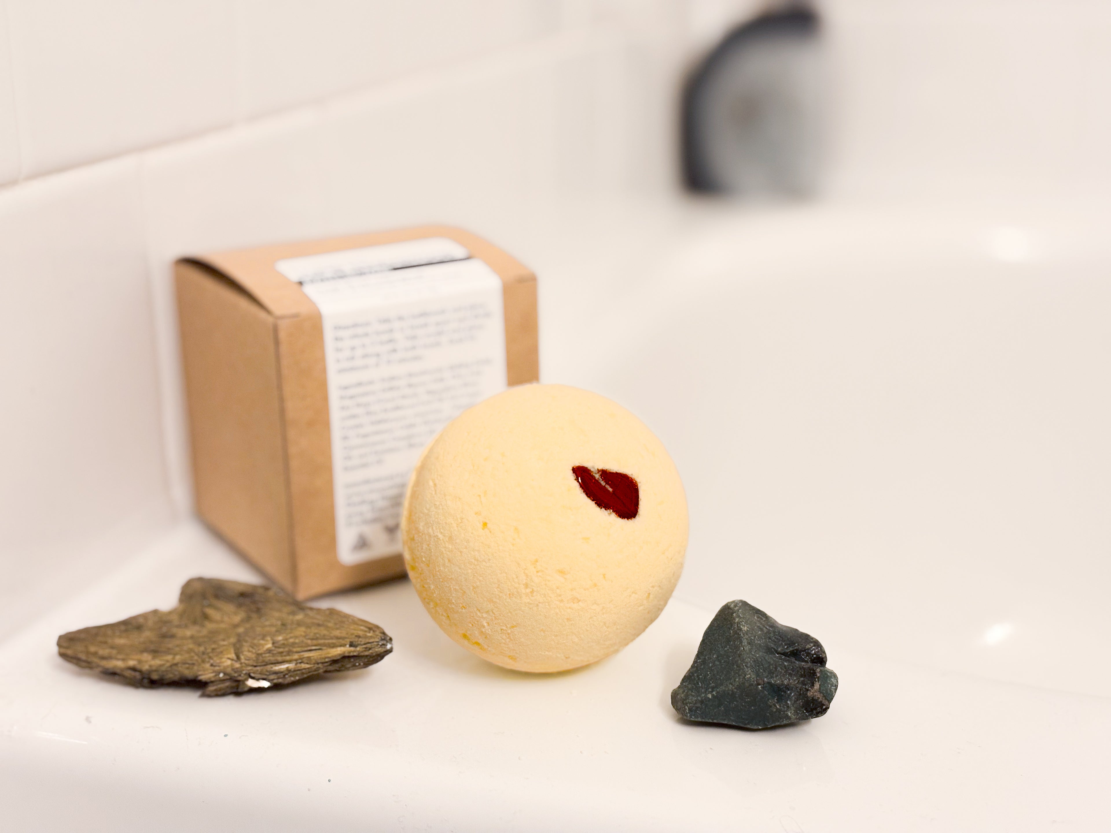 Jasper Sandalwood Bath Bomb-Shakti