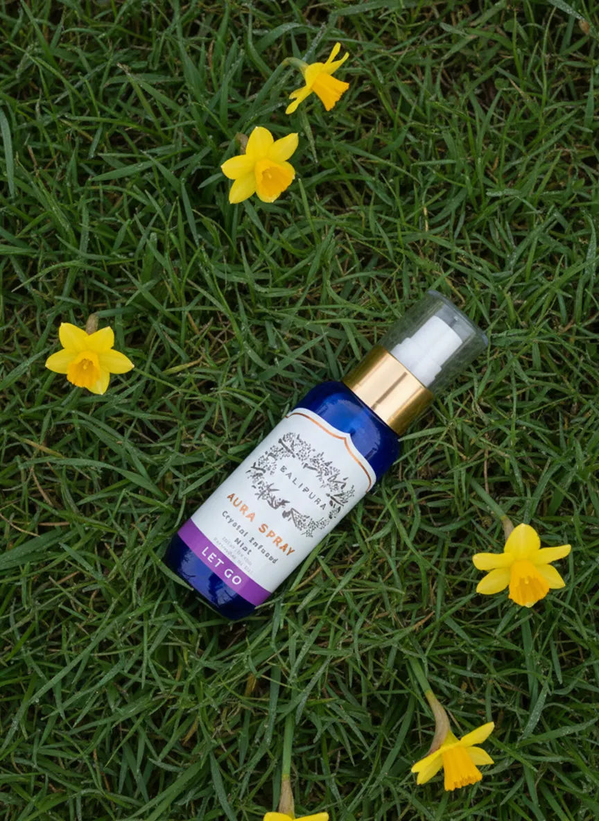 Crystal-infused aromatherapy spray designed to support relaxation and emotional release.