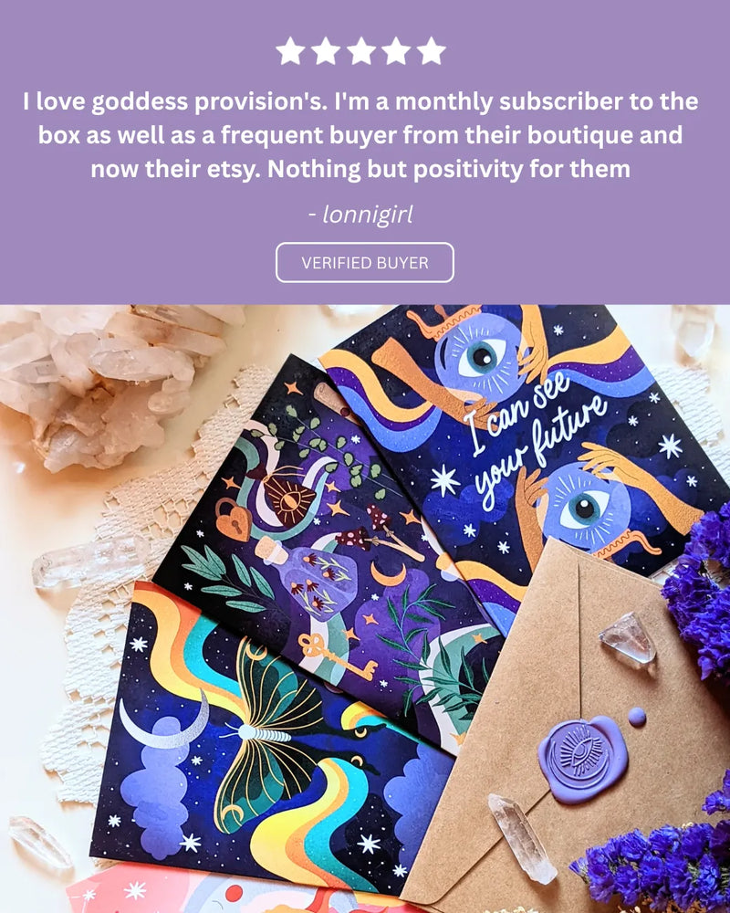 Positive review highlighting the eco-friendly paper quality and magical celestial illustrations of the cards.