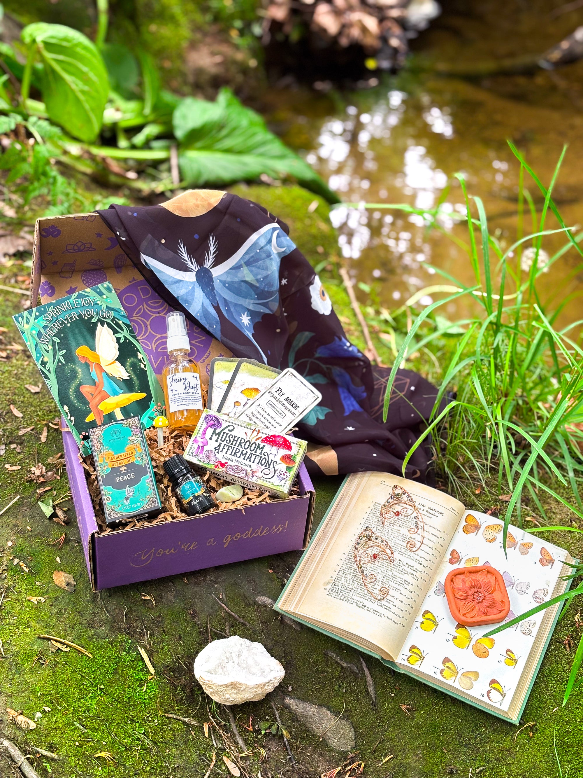 Monthly subscription box of Magic