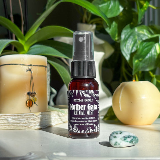 Black Tourmaline Infused Body Mist - Fir needle - Oakmoss - Blue Spruce - Cedarwood oils