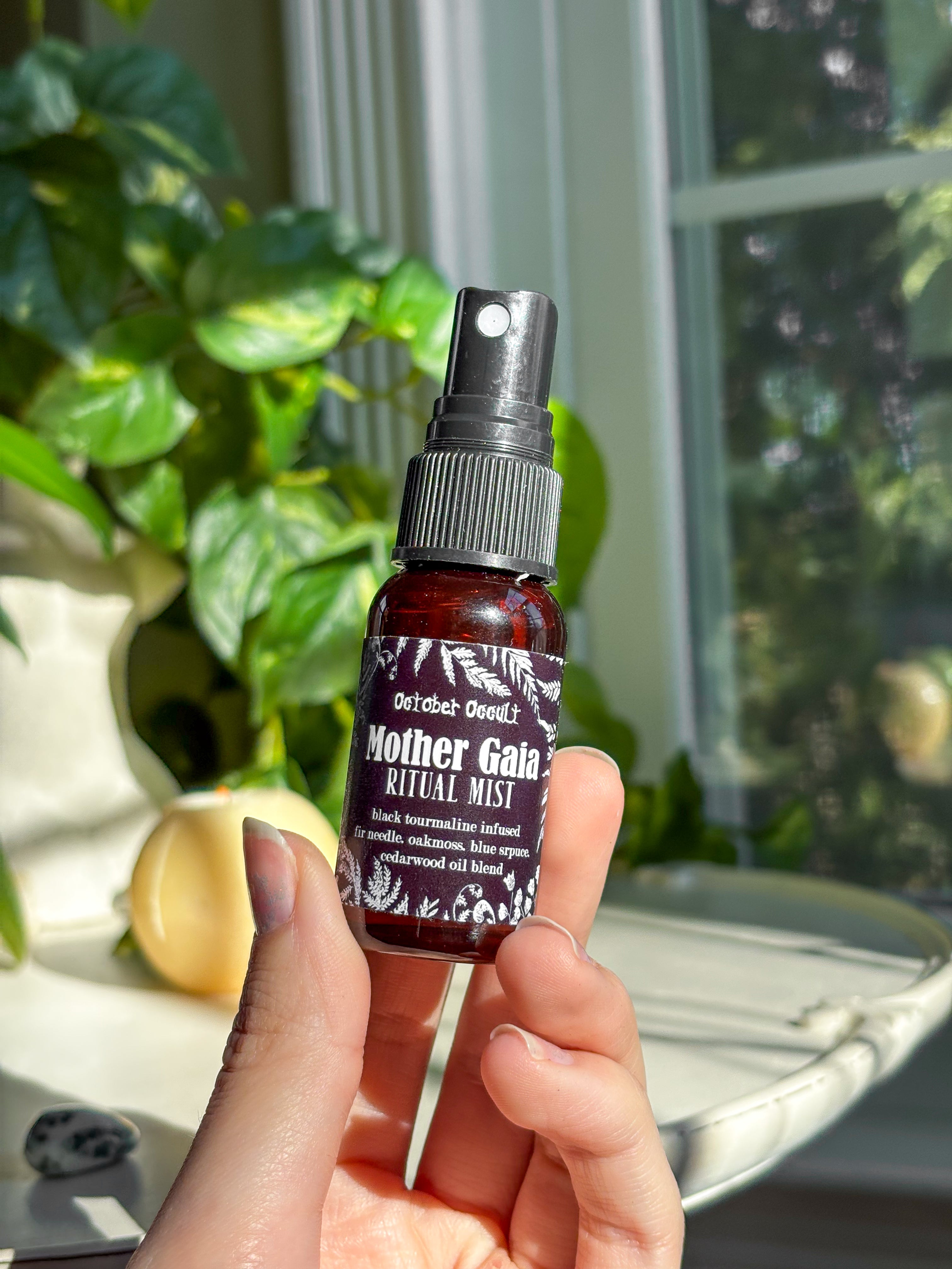 Black Tourmaline Infused Body Mist - Fir needle - Oakmoss - Blue Spruce - Cedarwood oils