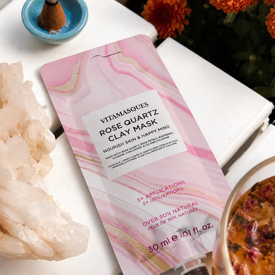 Vegan clay face mask with rose quartz, raspberry extract, and vitamins C and E