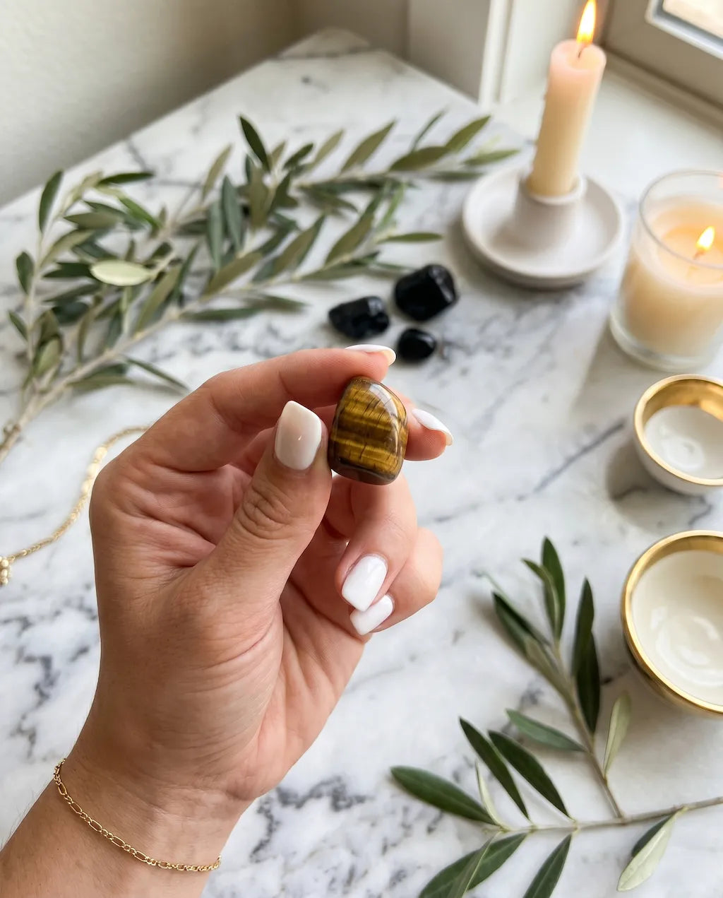 gold tiger's eye crystal for protection, confidence, and grounding energy