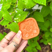 🌿 Breathe in Nature with the Handmade Ceramic Scents Essential Oil Diffuser