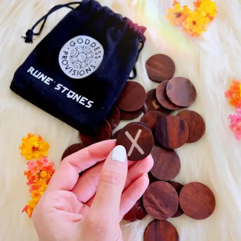 Divination Tools For Tapping Into the Cosmos by Goddess Provisions