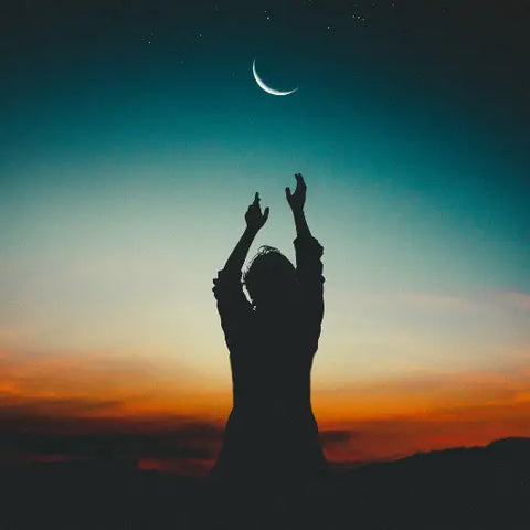 Hosting Your Own Moon Circle by Goddess Provisions