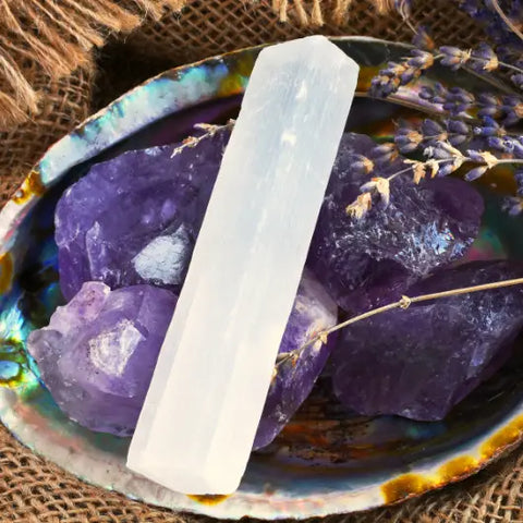 How to Cleanse Your Aura with Selenite Goddess Provisions