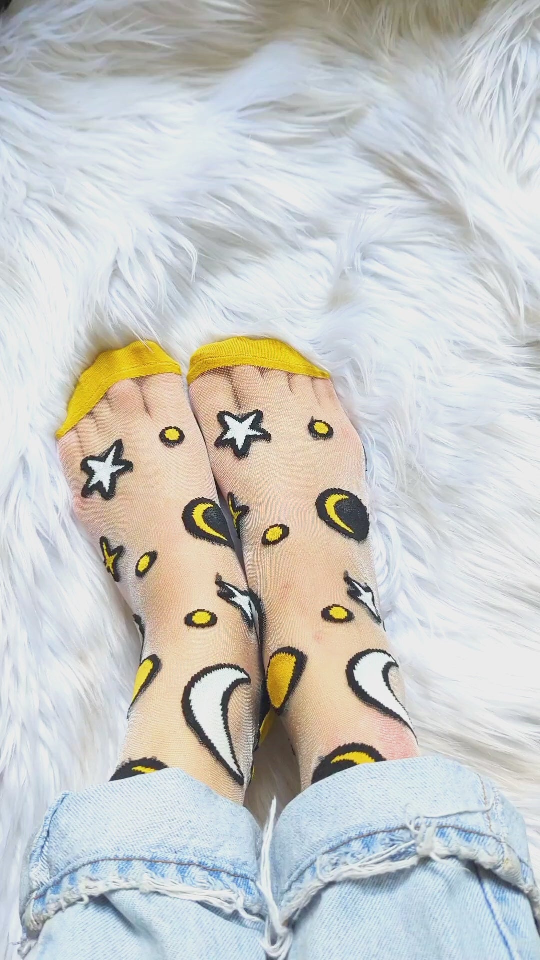 Embroidered Mesh Ankle Socks