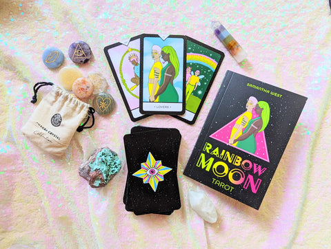 The Best Indie Oracle & Tarot Decks of 2022