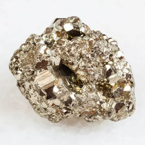 9 Crystals for Financial Abundance Goddess Provisions