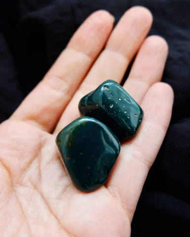 The Best Crystal For Each Moon Phase