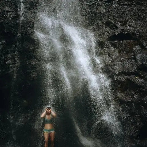 How to Cleanse your Aura with a Spiritual Bath Goddess Provisions