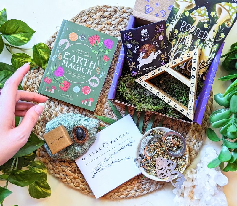 Nature Magick Box Earth Magic book Goddess Ostara Lava Stone Ostara Booklet Ritual supplies with plants and ritual instructions 1